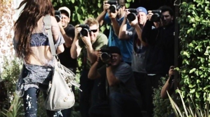 Its really hard sometimes (376) - Miley - Its really hard sometimes - Captures 1