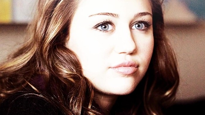 Its really hard sometimes (390) - Miley - Its really hard sometimes - Captures 1