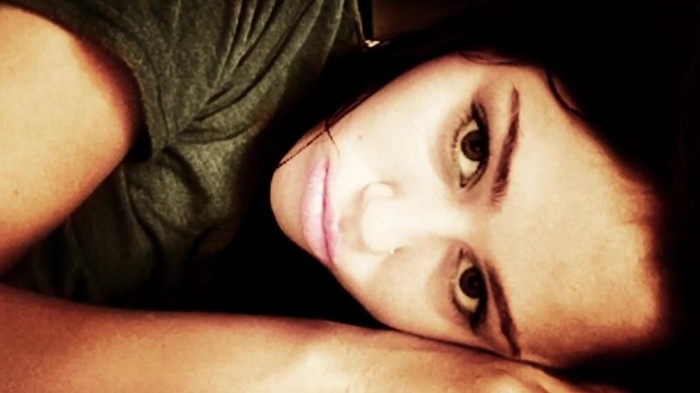 Its really hard sometimes (407) - Miley - Its really hard sometimes - Captures 1