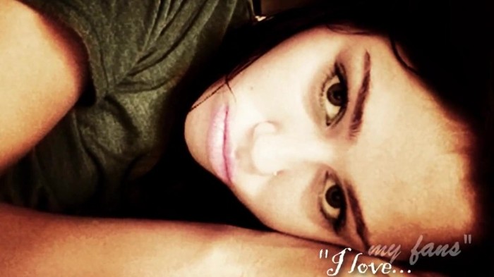 Its really hard sometimes (413) - Miley - Its really hard sometimes - Captures 1