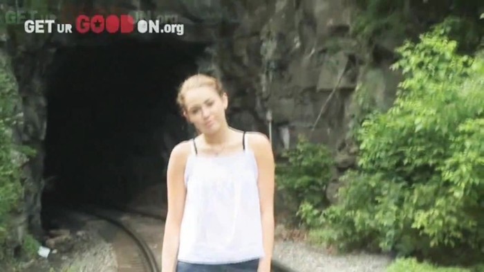 Its really hard sometimes (425) - Miley - Its really hard sometimes - Captures 1