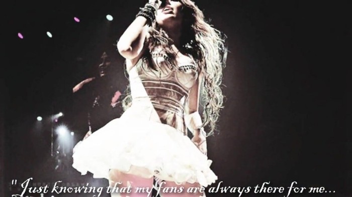 Its really hard sometimes (582) - Miley - Its really hard sometimes - Captures 2