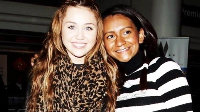 Its really hard sometimes (618) - Miley - Its really hard sometimes - Captures 2