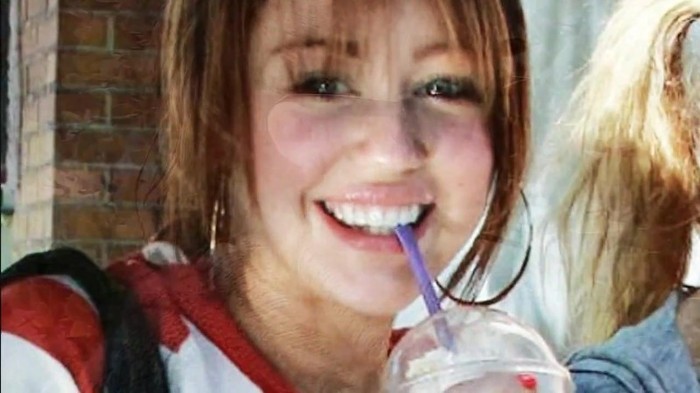 Its really hard sometimes (624) - Miley - Its really hard sometimes - Captures 2