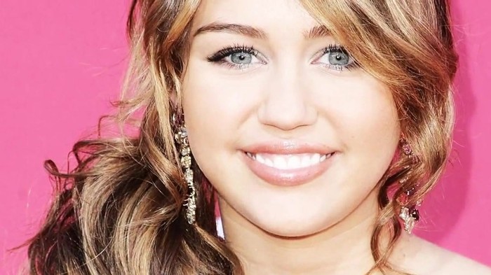 Its really hard sometimes (641) - Miley - Its really hard sometimes - Captures 2
