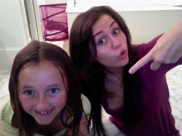 18956139 - Poze Personale Miley Cyrus