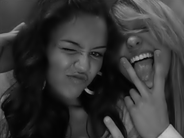 gjill - miley cyrus poze personale