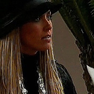 333-1 - Mia Colucci 05