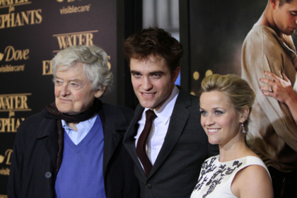 normal_rk0417_282329 - World Premiere of Water For Elephants at The Ziegfeld Theatre