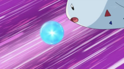 (Deja un Togekiss ataca cu AuraSphere)