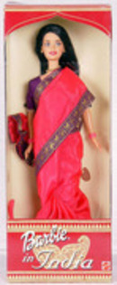 cc - papusa Barbie in India