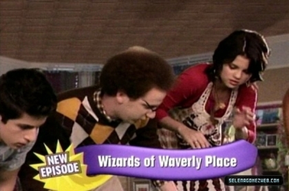 normal_selena-gomez-0057 - Wizards Of Waverly Place - Hugh is Not Normous - Screencaps
