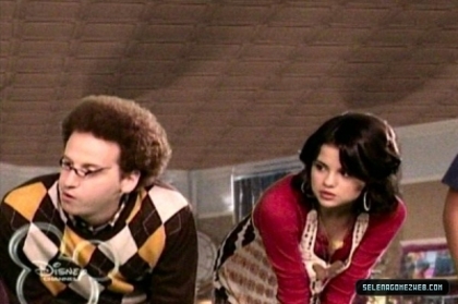 normal_selena-gomez-0063 - Wizards Of Waverly Place - Hugh is Not Normous - Screencaps