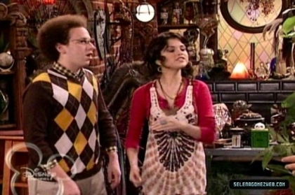 normal_selena-gomez-0070