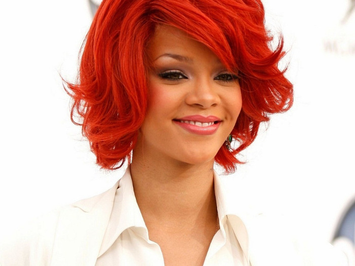 Lovely-Rihanna-Wallpaper-rihanna-22436491-1024-768 - rihanna
