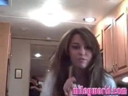 MileyWorld - Fly In The Wa_ lol 213