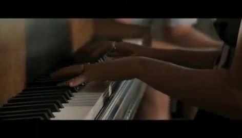 Last Song Film Clip - _Something You Don\'t know about me_ Miley Cyrus 196 - The Last Song Film Clip - Something You Dont Know About Me