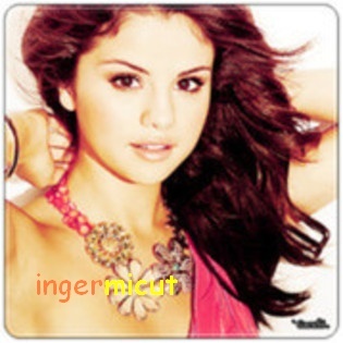 98 - selena gomez