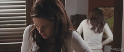 117 - Breaking Dawn Trailer Screencaps