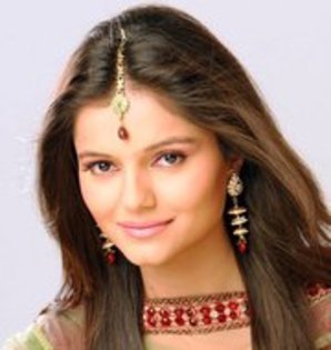 Rubina Dilaik - Alege-Rubina Dilaik vs Deepika Padukone