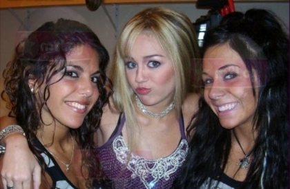 normal_016 - MileyWorld - 2006 Cheetah Girls Tour - Backstage