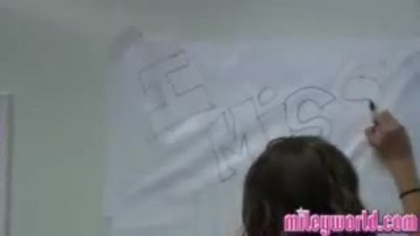 MileyWorld - I Miss You! [ Completed ] 099 - MileyWorld - I Miss You - Captures