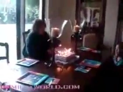 MileyWorld - Happy birthday Billy! 059