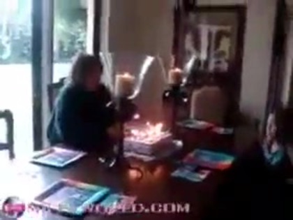 MileyWorld - Happy birthday Billy! 060