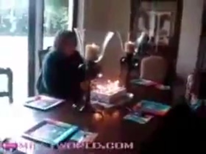 MileyWorld - Happy birthday Billy! 076