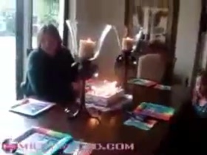 MileyWorld - Happy birthday Billy! 094
