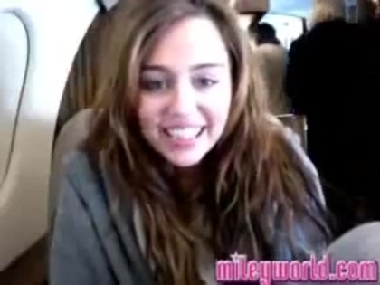 MileyWorld - Miley talks about The Climb and more 010 - MileyWorld - Miley talks about The Climb and more - Captures