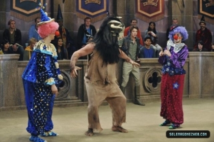 normal_selena-gomez-026 - Wizards Of Waverly Place - Beast Tamer - Promotional Stills