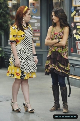 normal_selena-gomez-030 - Wizards Of Waverly Place - Beast Tamer - Promotional Stills