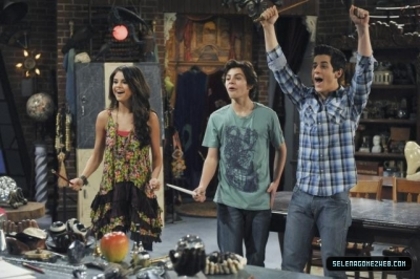 normal_selena-gomez-034 - Wizards Of Waverly Place - Beast Tamer - Promotional Stills