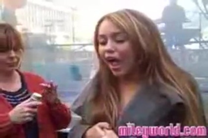 MileyWorld - Warming Up! 100