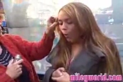 MileyWorld - Warming Up! 146