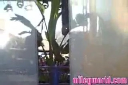 MileyWorld - Warming Up! 173