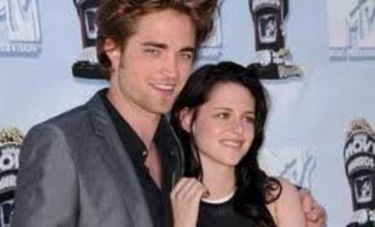 robert pattinson; si iubita lui kristen
