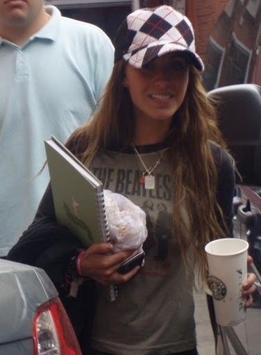 17- - Anahi 2