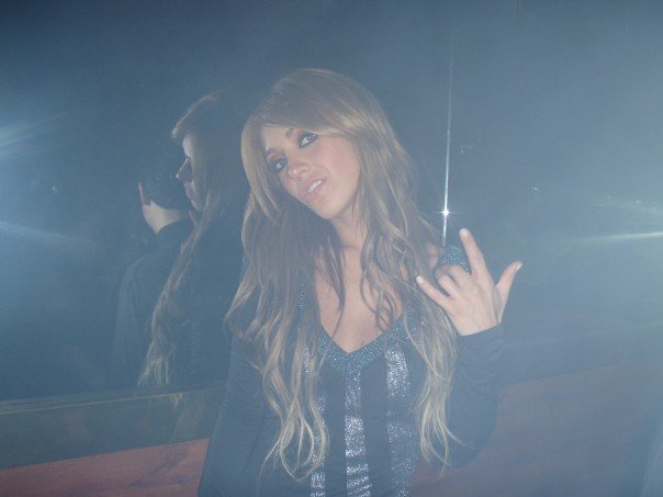 909_516898 - Anahi 2