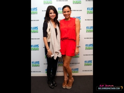 normal_044 - 06-23-11 Selena Gomez Visits Z100 Studios