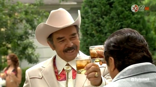 36 - Dos Hogares Promos y Trailer