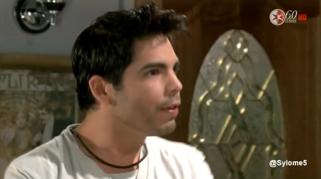 37 - Dos Hogares Promos y Trailer