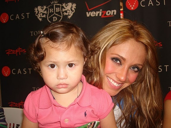 17241461 - Anahi 3