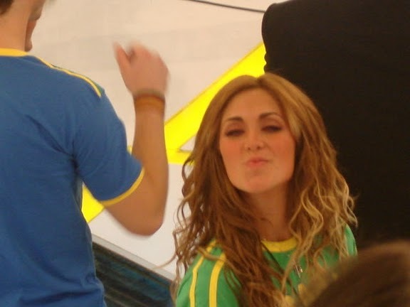 13095502 - Anahi 3
