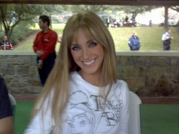Fotos Wanda R.O (99) - Anahi 4