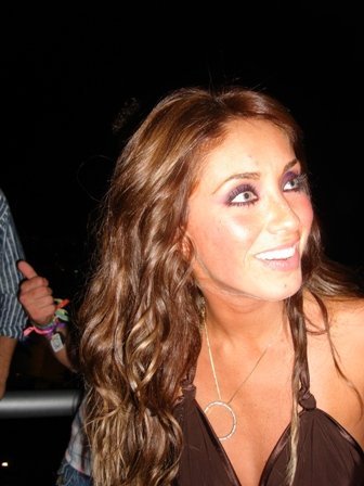 IMG46JJ6M4ZK0 - Anahi 4