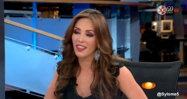 25 - Anahi en el Noticiero de Lopez Doriga