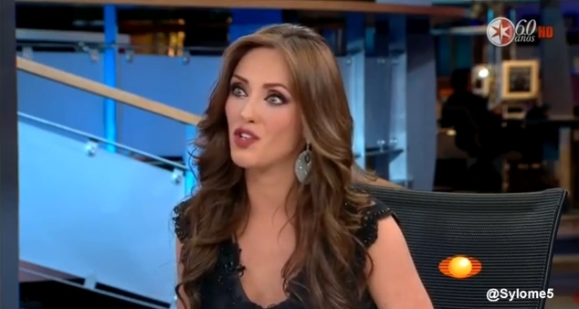 27 - Anahi en el Noticiero de Lopez Doriga