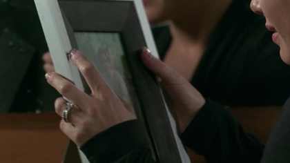 normal_066 - Dos Hogares Promos y Trailer